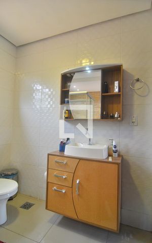 Casa à venda com 264m², 3 quartos e 4 vagasBanheiro