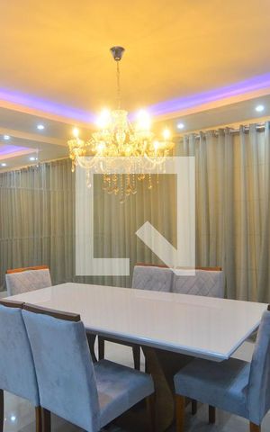 Casa à venda com 264m², 3 quartos e 4 vagasSala
