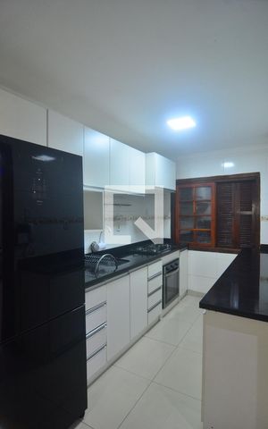 Casa à venda com 264m², 3 quartos e 4 vagasCozinha