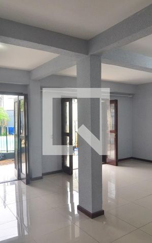 Casa à venda com 264m², 3 quartos e 4 vagasSala