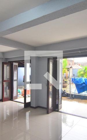 Casa à venda com 264m², 3 quartos e 4 vagasSala