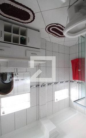 Casa à venda com 400m², 6 quartos e 4 vagasBanheiro 1