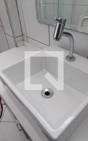 Casa à venda com 400m², 6 quartos e 4 vagasBanheiro 1