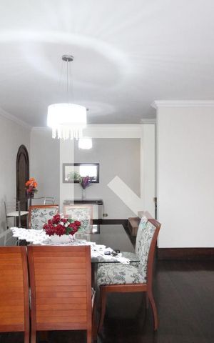 Casa à venda com 400m², 6 quartos e 4 vagasSala de Jantar