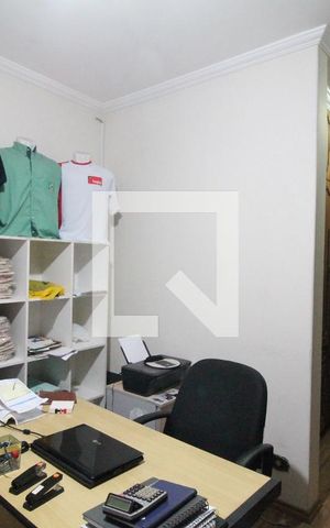 Casa à venda com 400m², 6 quartos e 4 vagasQuarto 4  