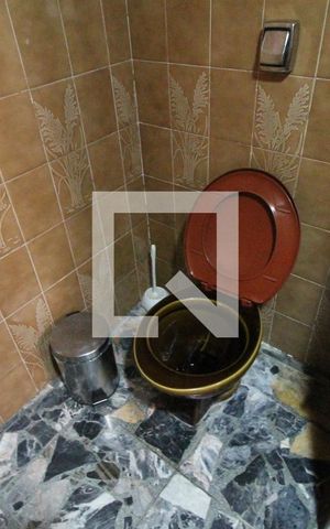 Casa à venda com 400m², 6 quartos e 4 vagasBanheiro 2