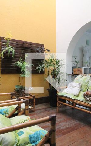 Casa à venda com 400m², 6 quartos e 4 vagasSala de Estar