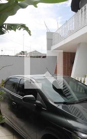 Casa à venda com 400m², 6 quartos e 4 vagasGaragem