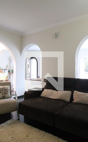 Casa à venda com 400m², 6 quartos e 4 vagasSala de Estar