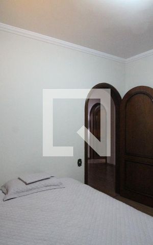 Casa à venda com 400m², 6 quartos e 4 vagasQuarto 2  