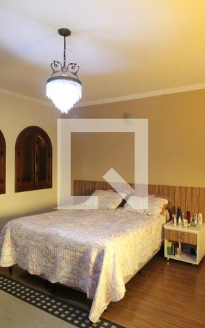 Casa à venda com 400m², 6 quartos e 4 vagasQuarto Suíte