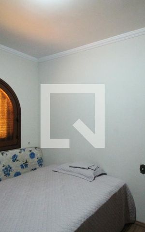 Casa à venda com 400m², 6 quartos e 4 vagasQuarto 2  