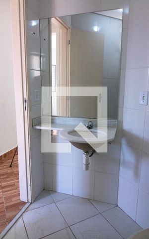 Apartamento para alugar com 54m², 2 quartos e 1 vaga Apartamento para alugar com 54m², 2 quartos e 1 vagaBanheiro