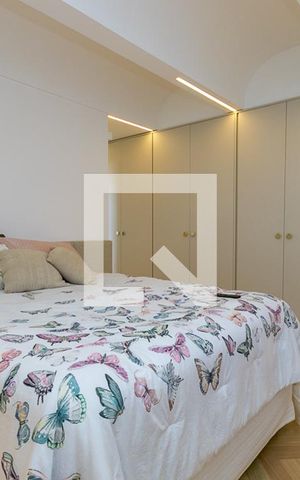 Apartamento à venda com 347m², 4 quartos e 4 vagas Apartamento à venda com 347m², 4 quartos e 4 vagasSuíte 2