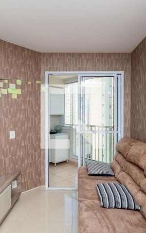 Apartamento para alugar com 55m², 2 quartos e 1 vaga Apartamento para alugar com 55m², 2 quartos e 1 vagaSala de Estar