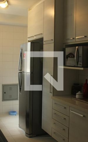 Apartamento à venda com 137m², 4 quartos e 2 vagasCozinha
