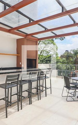 Apartamento à venda com 27m², 1 quarto e sem vagaÁrea comum - Churrasqueira