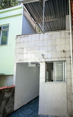 Casa para alugar com 100m², 1 quarto e sem vaga Casa para alugar com 100m², 1 quarto e sem vagaFachada