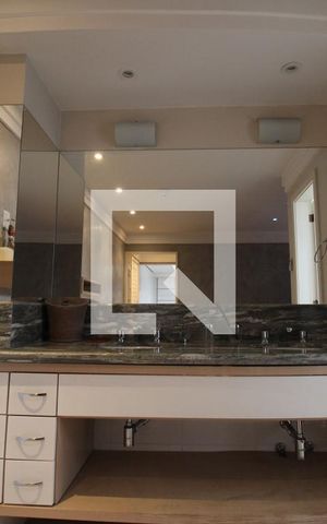 Apartamento à venda com 160m², 1 quarto e sem vagaBanheiro