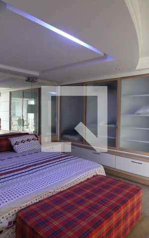Apartamento à venda com 160m², 1 quarto e sem vagaQuarto