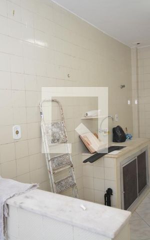Apartamento à venda com 58m², 2 quartos e 1 vagaCozinha e Área de Serviço