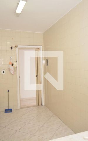 Apartamento à venda com 58m², 2 quartos e 1 vagaCozinha e Área de Serviço