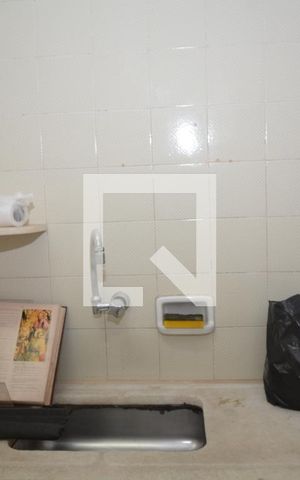Apartamento à venda com 58m², 2 quartos e 1 vagaCozinha e Área de Serviço