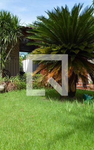 Casa à venda com 390m², 3 quartos e 4 vagas Casa à venda com 390m², 3 quartos e 4 vagasJardim