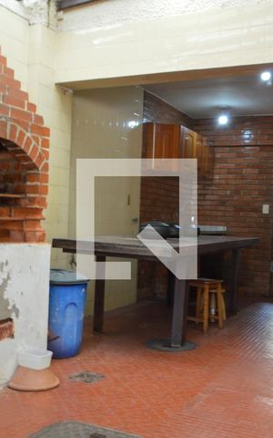 Casa à venda com 390m², 3 quartos e 4 vagas Casa à venda com 390m², 3 quartos e 4 vagasChurrasqueira 1