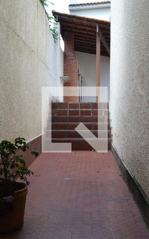 Casa à venda com 390m², 3 quartos e 4 vagasCorredor