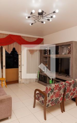 Apartamento à venda com 84m², 2 quartos e 1 vaga Apartamento à venda com 84m², 2 quartos e 1 vagaSala