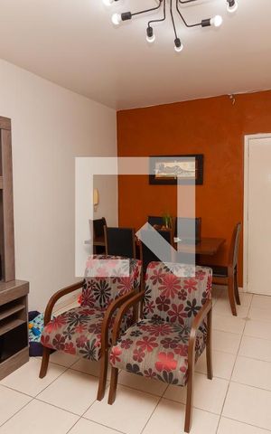 Apartamento à venda com 84m², 2 quartos e 1 vaga Apartamento à venda com 84m², 2 quartos e 1 vagaSala