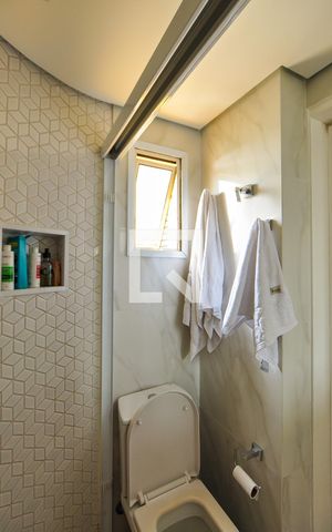 Apartamento à venda com 100m², 3 quartos e 1 vaga Apartamento à venda com 100m², 3 quartos e 1 vagaBanheiro do Quarto 2