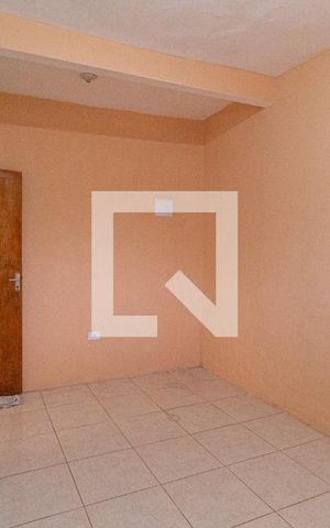 Casa para alugar com 100m², 2 quartos e sem vaga Casa para alugar com 100m², 2 quartos e sem vagaQuarto