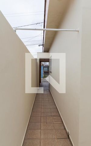 Casa para alugar com 90m², 2 quartos e 1 vaga Casa para alugar com 90m², 2 quartos e 1 vagaQuintal