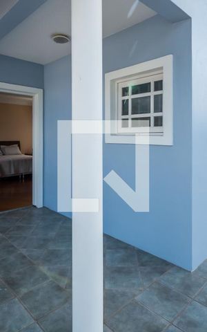 Casa à venda com 277m², 3 quartos e 3 vagas Casa à venda com 277m², 3 quartos e 3 vagasSuíte