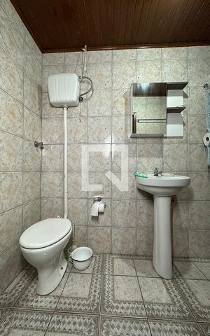 Casa à venda com 120m², 3 quartos e 2 vagasBanheiro 1