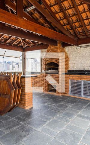 Apartamento para alugar com 130m², 3 quartos e 1 vagaÁrea comum - Churrasqueira