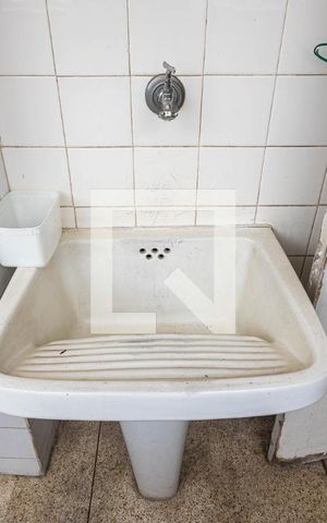 Apartamento para alugar com 130m², 3 quartos e 1 vagaÁrea de Serviço