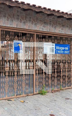Casa para alugar com 45m², 1 quarto e sem vaga Casa para alugar com 45m², 1 quarto e sem vagaFachada