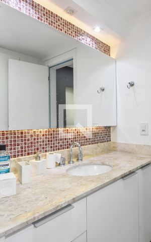Apartamento à venda com 40m², 1 quarto e 1 vagaBanheiro