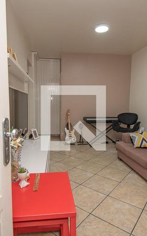Casa para alugar com 75m², 2 quartos e 5 vagas Casa para alugar com 75m², 2 quartos e 5 vagassala