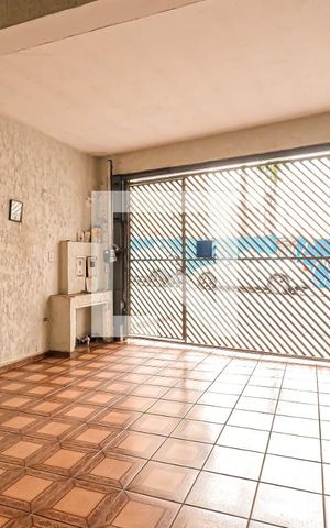 Casa à venda com 174m², 3 quartos e 3 vagasGaragem