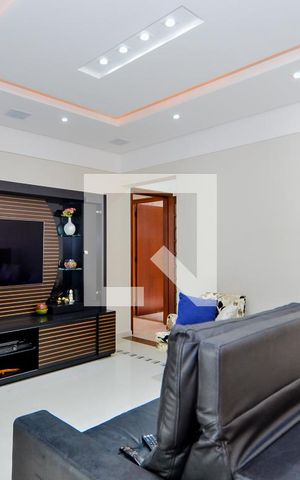 Casa à venda com 261m², 3 quartos e 8 vagasSala