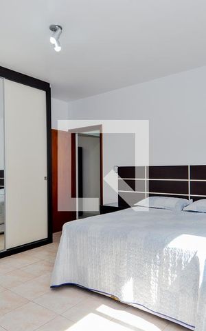 Casa à venda com 261m², 3 quartos e 8 vagasQuarto 3 - Suíte