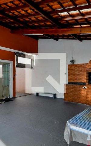 Casa à venda com 261m², 3 quartos e 8 vagasChurrasqueira