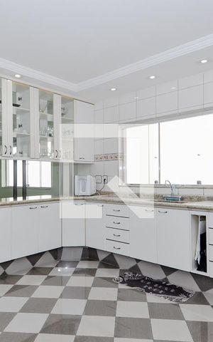 Casa à venda com 261m², 3 quartos e 8 vagasCozinha