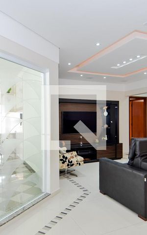 Casa à venda com 261m², 3 quartos e 8 vagasSala