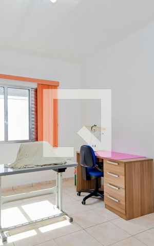 Casa à venda com 261m², 3 quartos e 8 vagasQuarto 2