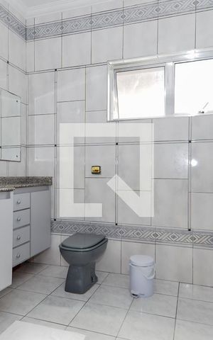 Casa à venda com 261m², 3 quartos e 8 vagasBanheiro da Suíte